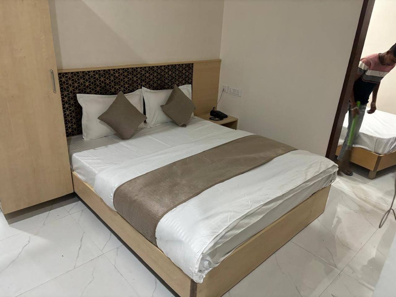 Hotel Silver Moon Jaipur Buitenkant foto