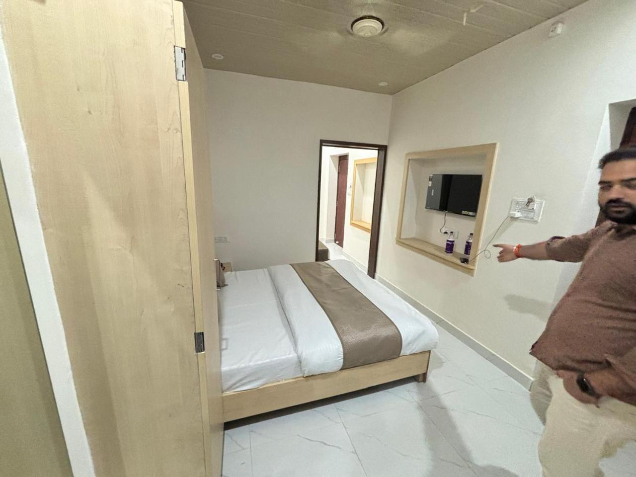 Hotel Silver Moon Jaipur Buitenkant foto