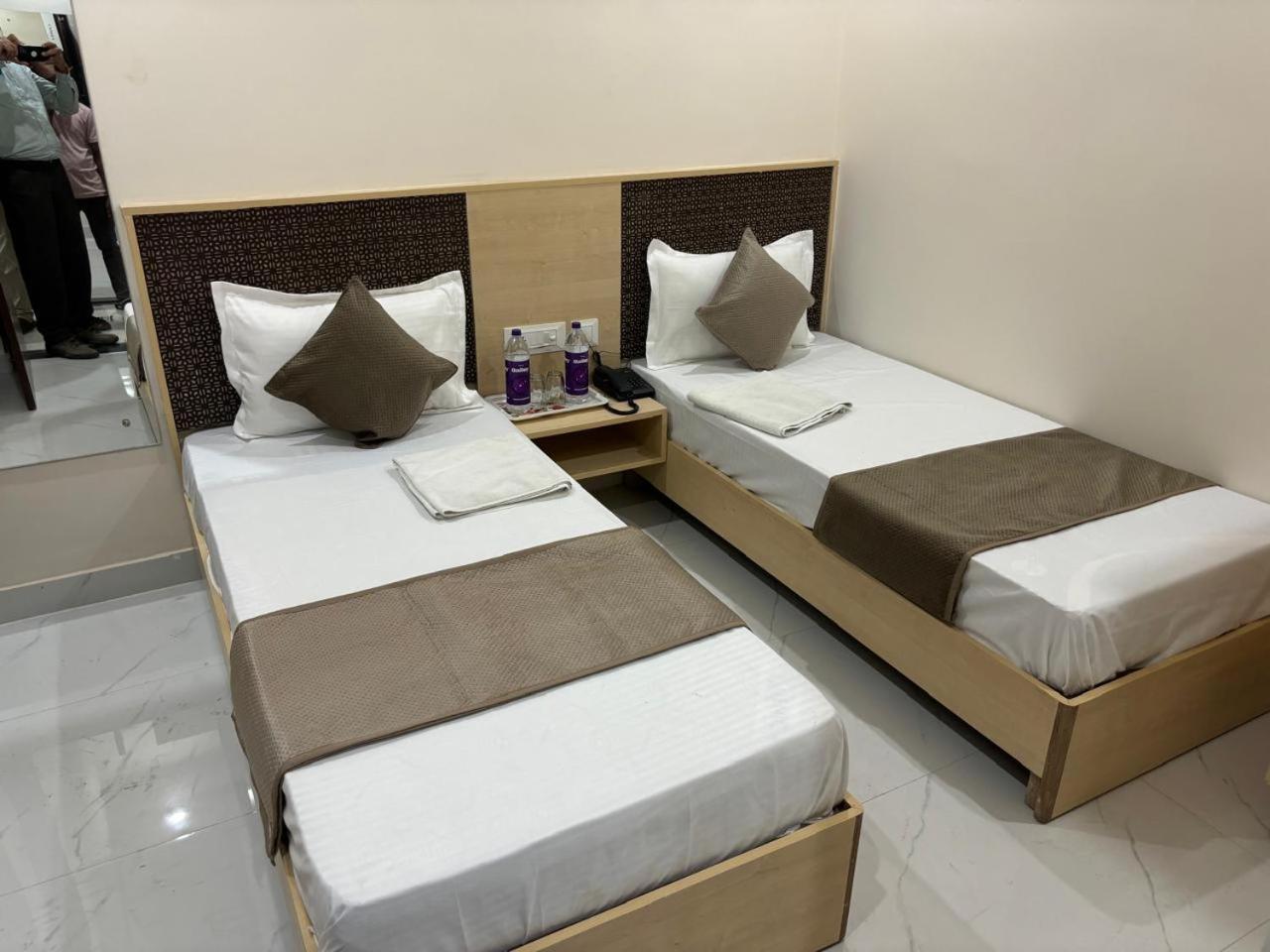 Hotel Silver Moon Jaipur Buitenkant foto